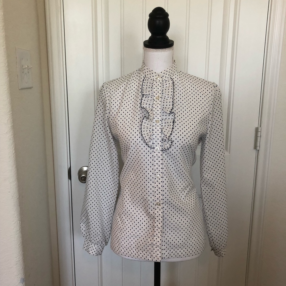 ⚡️Price Drop⚡️ ruffled button down shirt- vintage